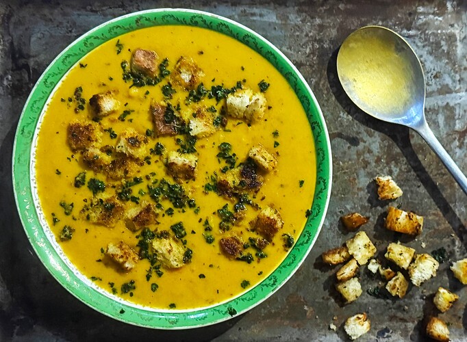 curried-carrot-soup